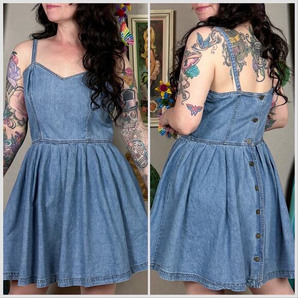 Vintage 1990s Denim Sweetheart Button Back Mini Skater Dress - Picture 4 of 7